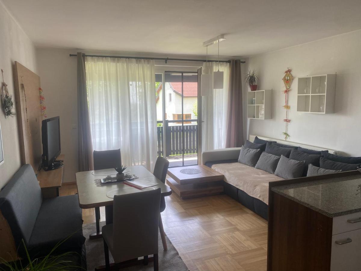 Wohnhaus City Sued Herzogsdorf Eksteriør bilde